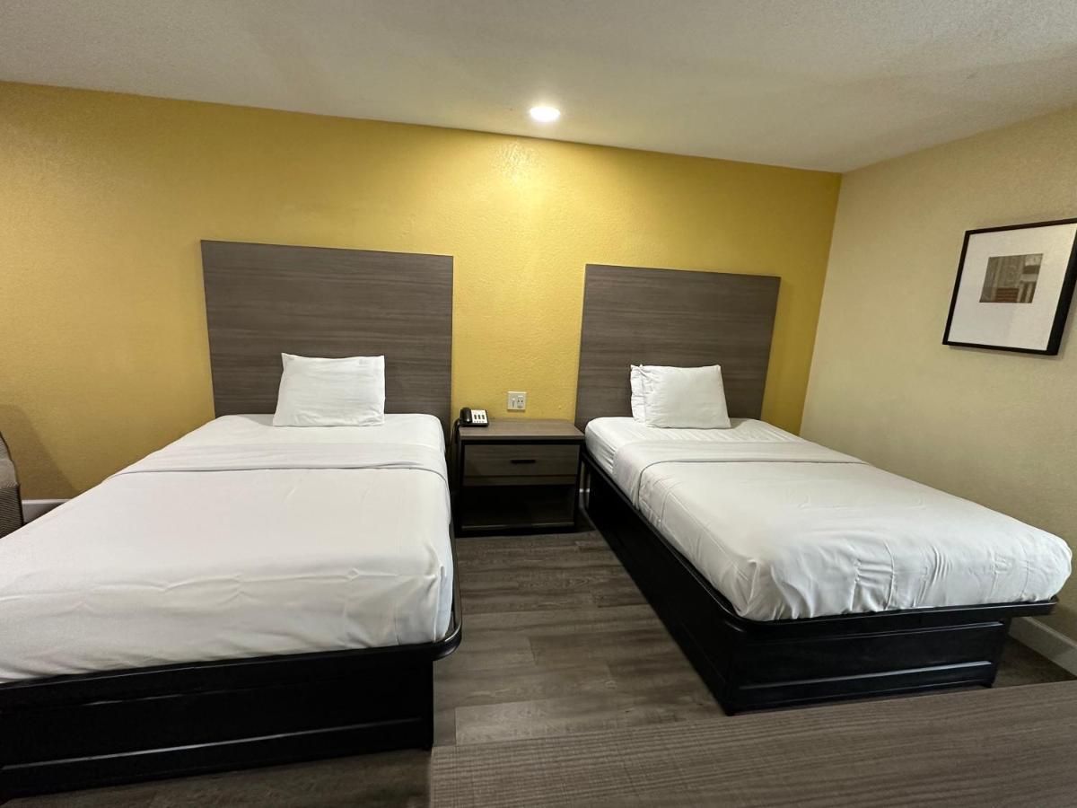 Rodeway Inn & Suites Hwy 290 Nw Houston Ngoại thất bức ảnh