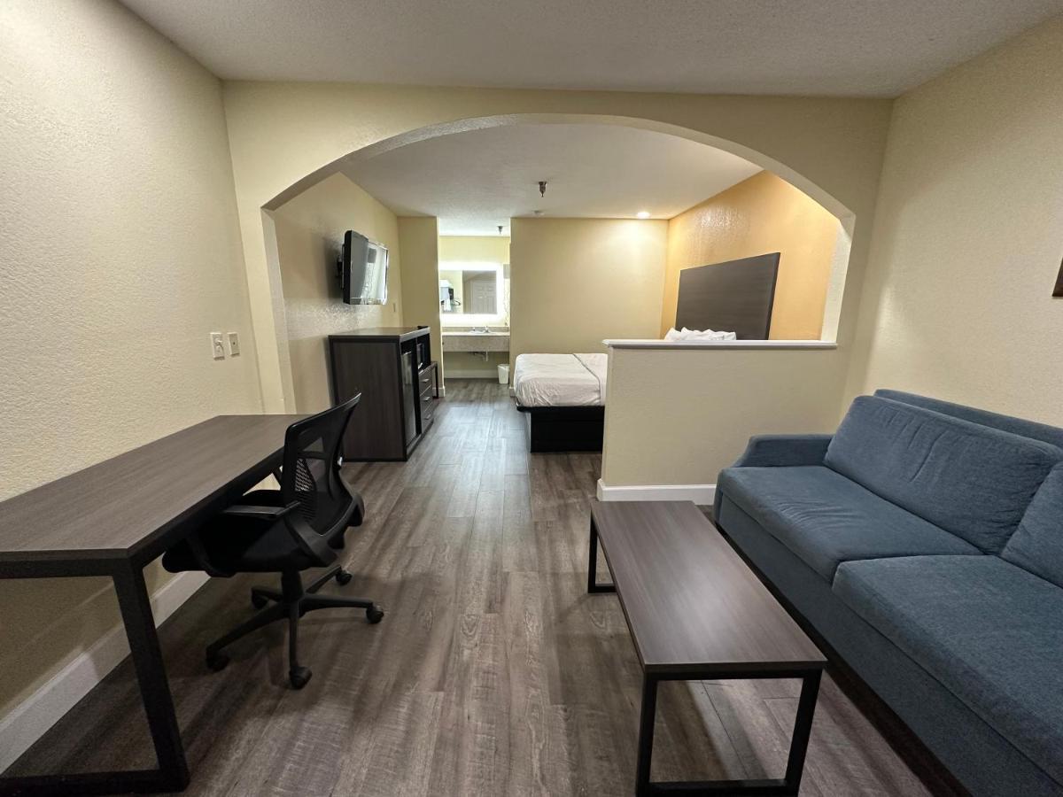 Rodeway Inn & Suites Hwy 290 Nw Houston Ngoại thất bức ảnh