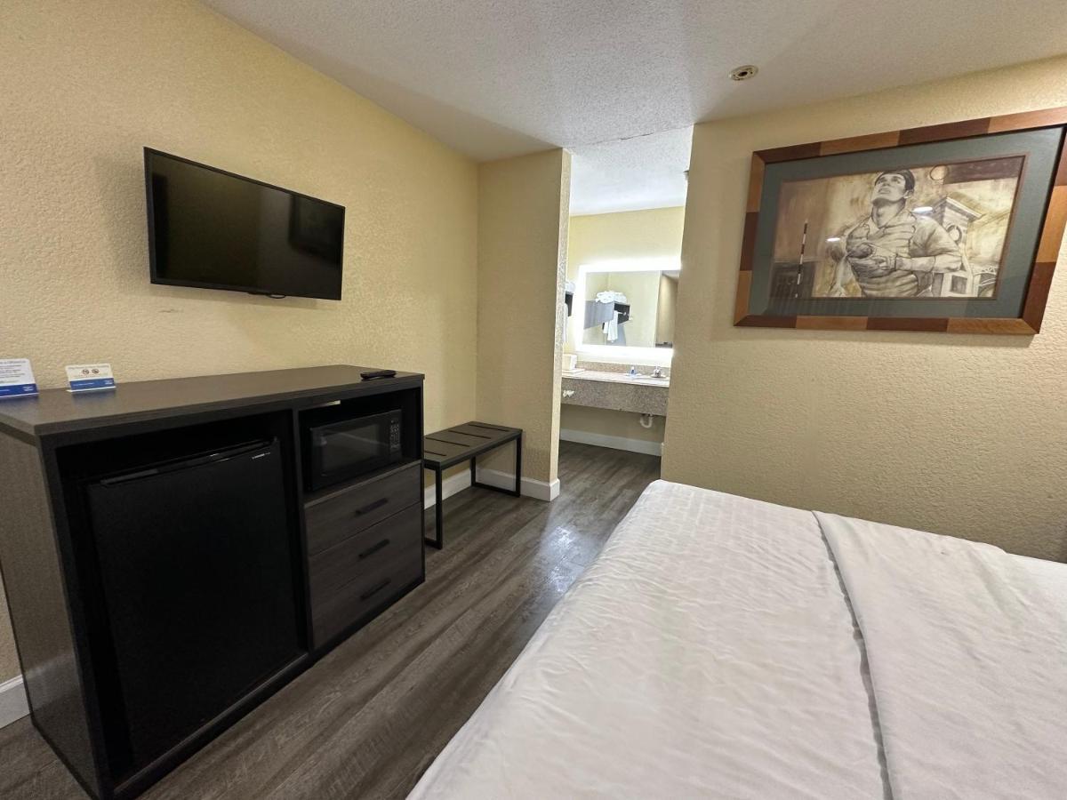 Rodeway Inn & Suites Hwy 290 Nw Houston Ngoại thất bức ảnh