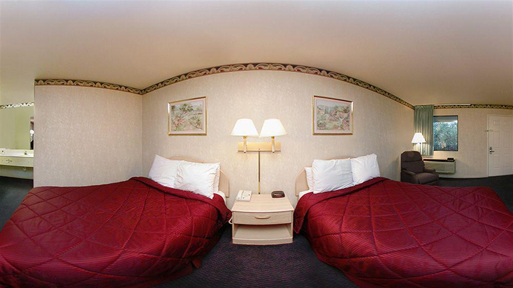 Rodeway Inn & Suites Hwy 290 Nw Houston Ngoại thất bức ảnh